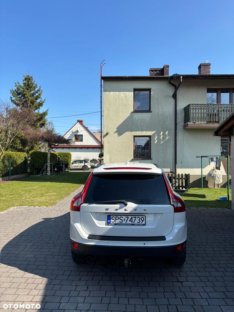 Volvo XC 60 DRIVe Kinetic - 12