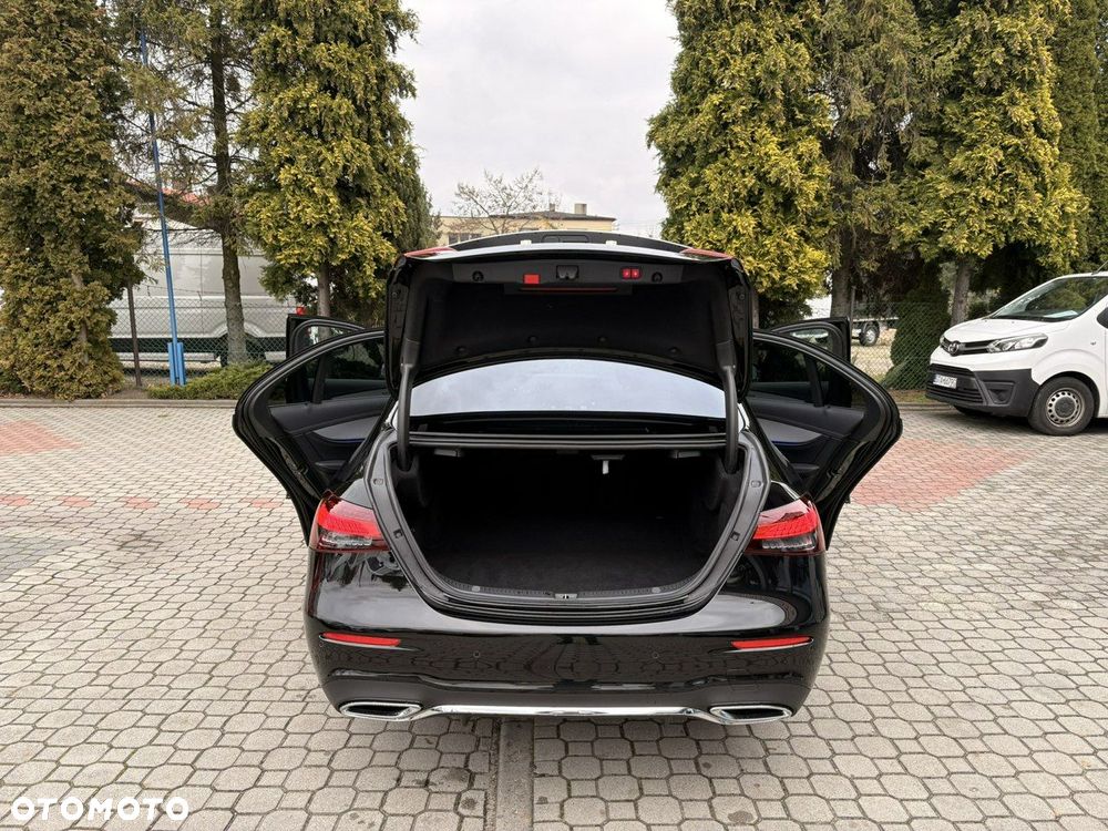 Mercedes-Benz Klasa E - 31