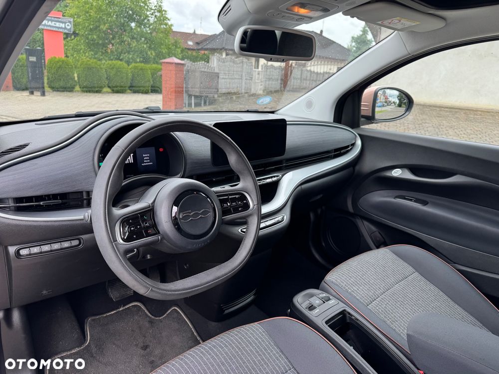 Fiat 500e - 10