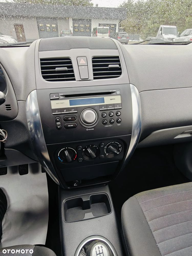 Suzuki SX4 1.6 VVT 4x4 Limited - 13