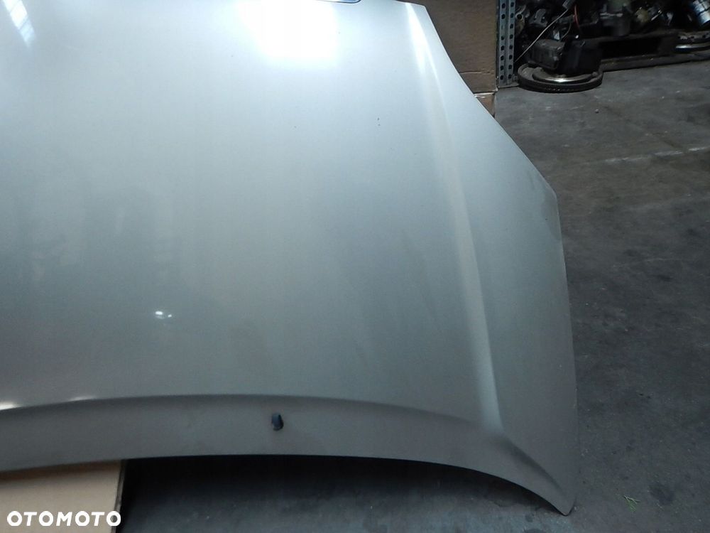 MASKA TOYOTA COROLLA VERSO I - 3