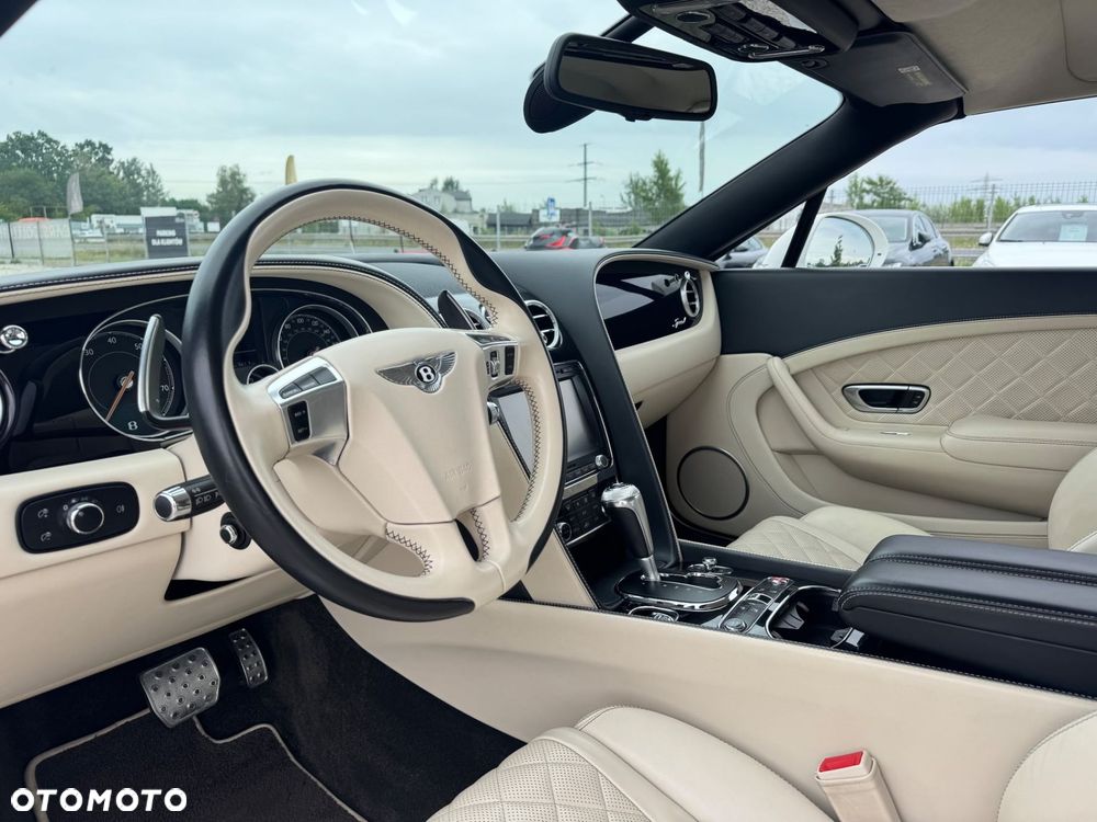 Bentley Continental GT - 11