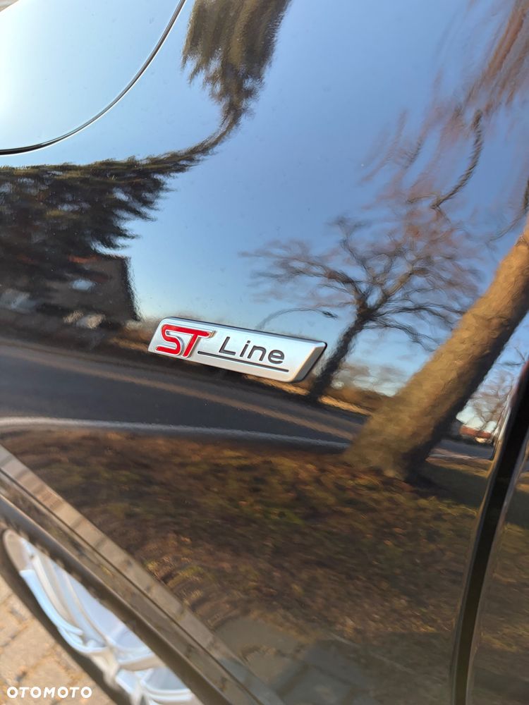 Ford Kuga 2.0 EcoBlue 4x4 ST-LINE X - 26