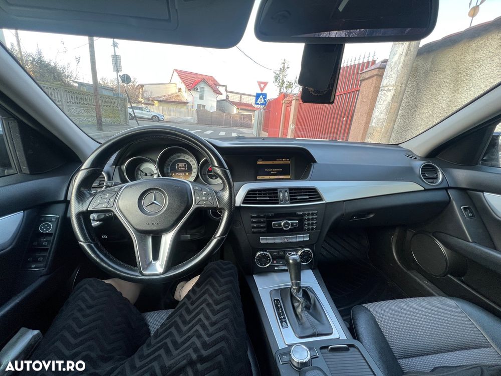 Mercedes-Benz C - 6