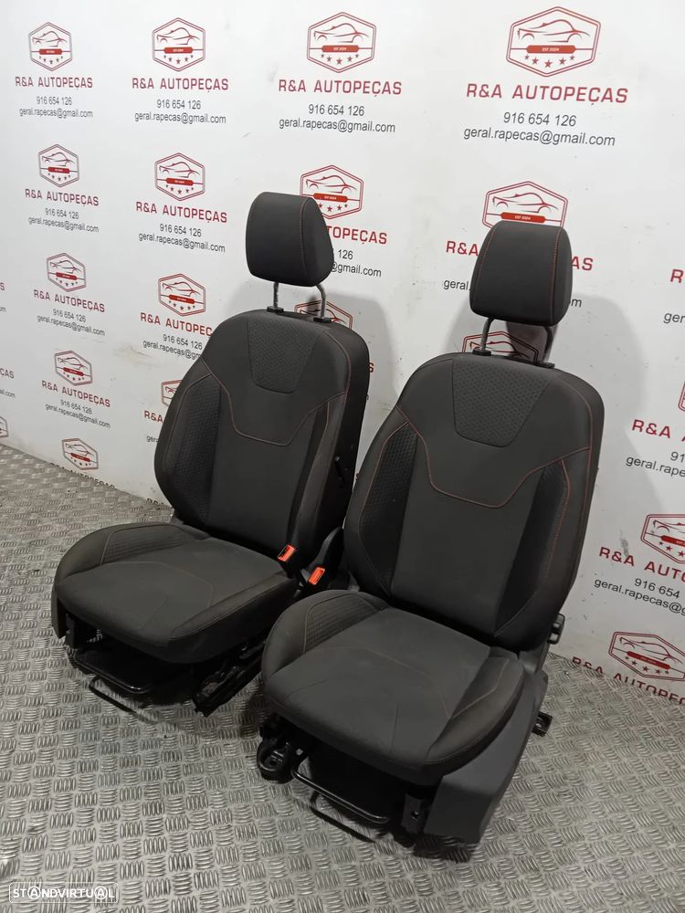 Conjunto de Bancos BMW Série 1 F20 LCI Sport em Tecido Original - 10