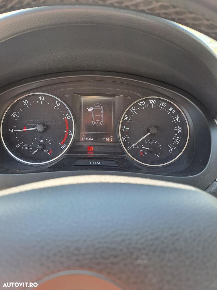 Skoda RAPID - 4