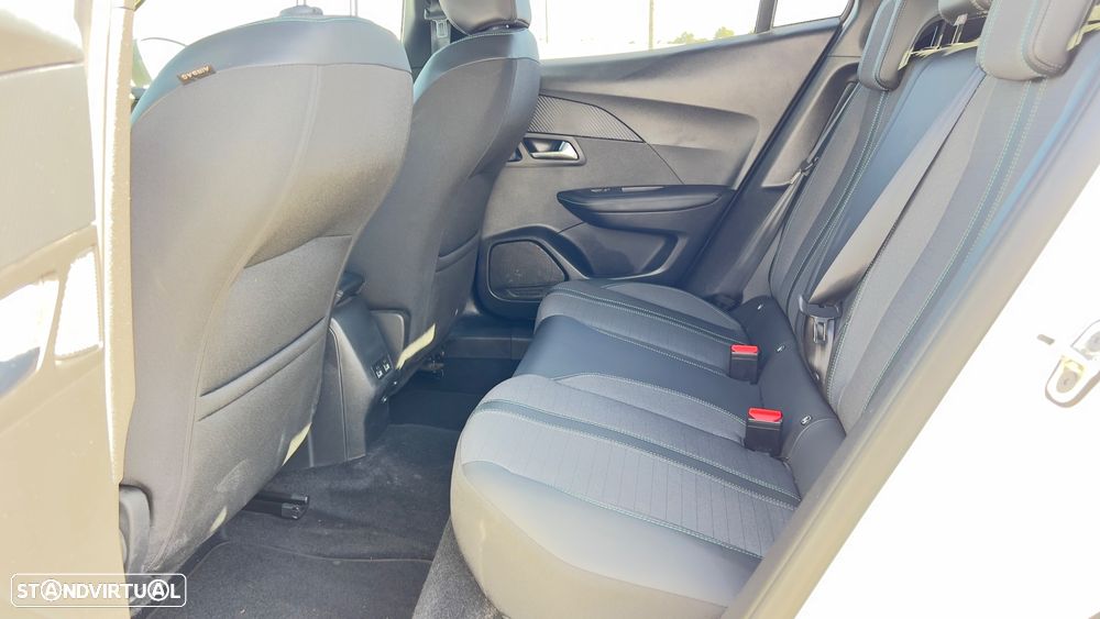 Peugeot e-2008 Allure Pack - 16