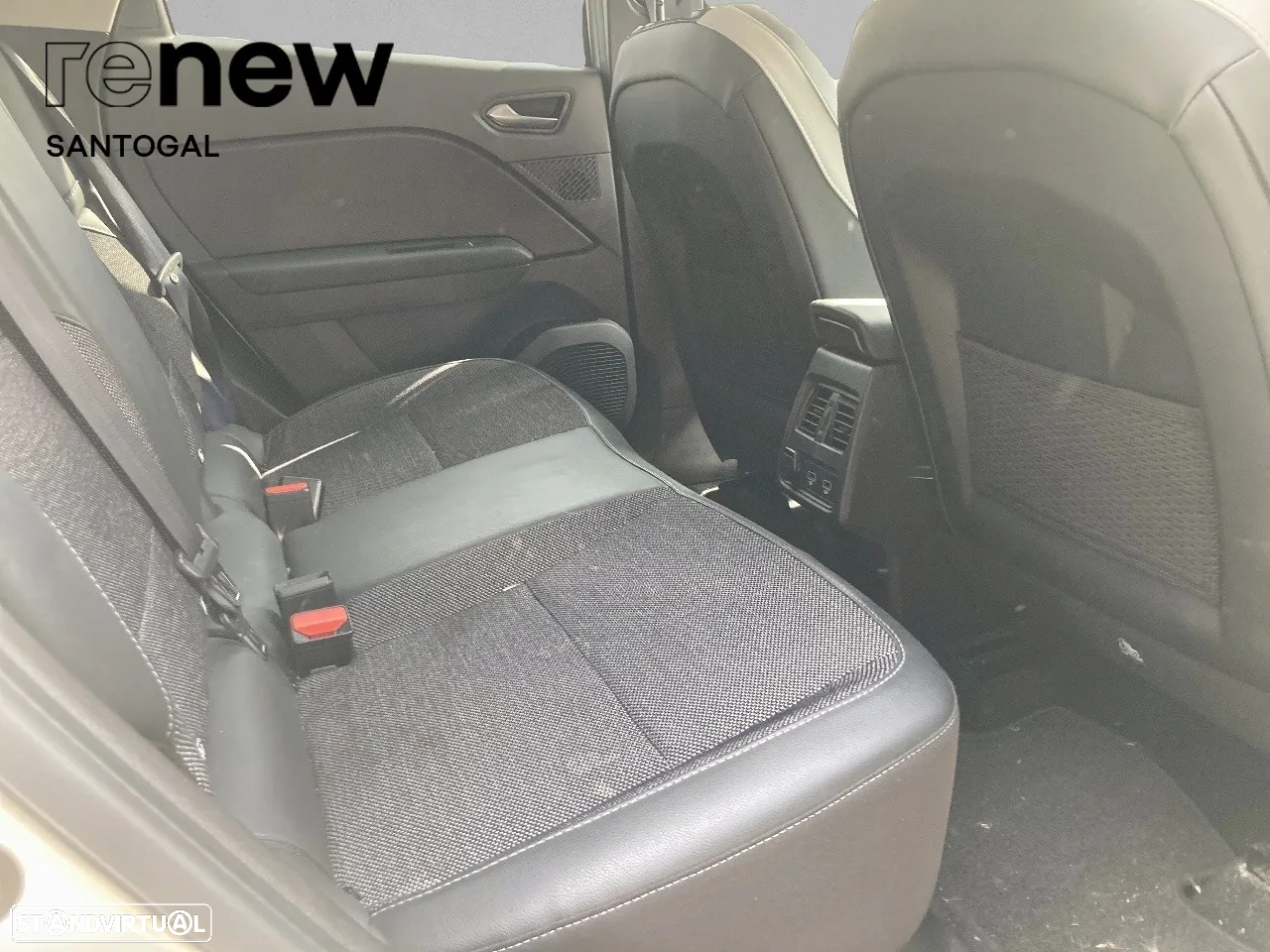 Renault Captur 1.0 TCe Techno Bi-Fuel - 13