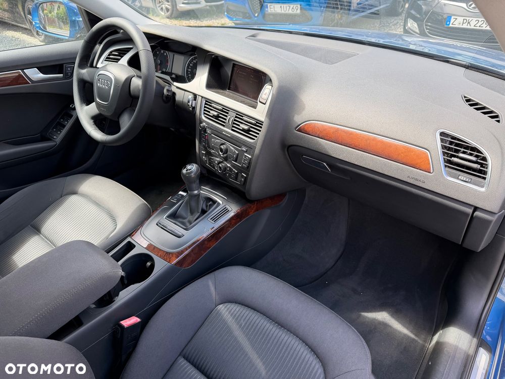 Audi A4 Limousine 1.8 TFSI Attraction - 39