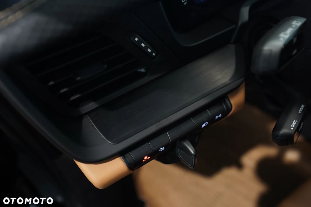 Porsche 911 GT3 Touring PDK - 23