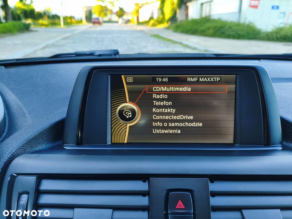 BMW Seria 1 116i Sport Line - 31