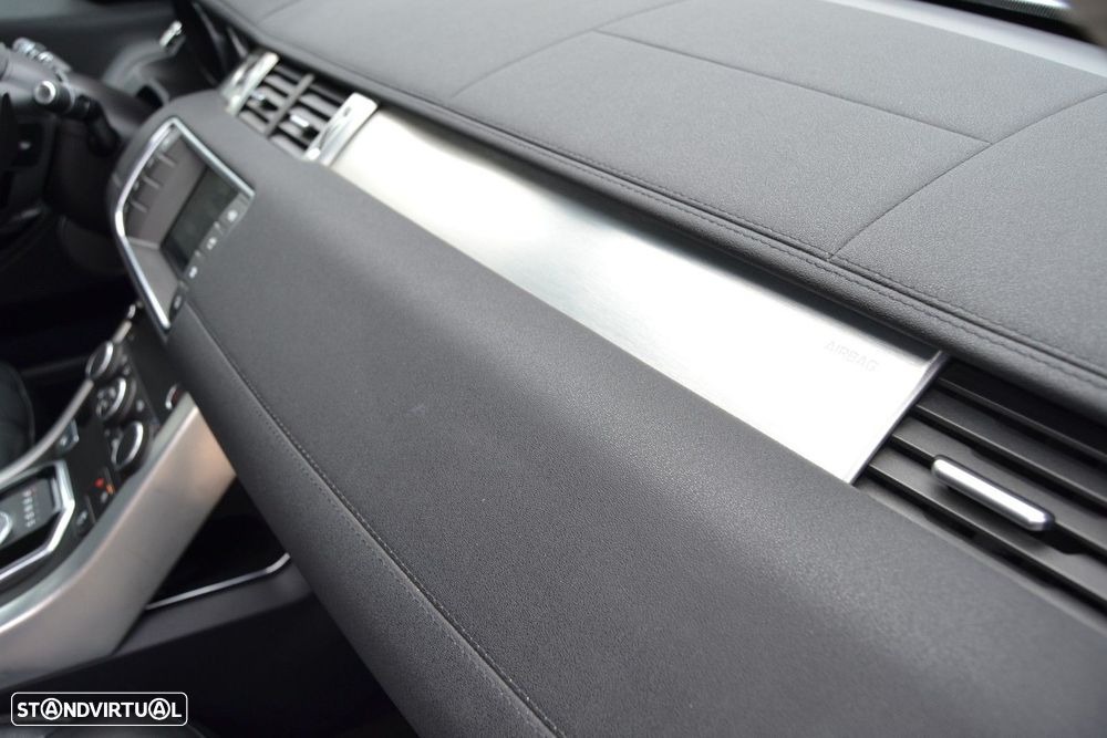Land Rover Range Rover Evoque 2.0 TD4 SE Auto - 37