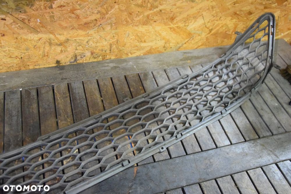 Honda Civic VIII UFO 06-11 Kratka zderzaka dolna środkowa oryginał - 6