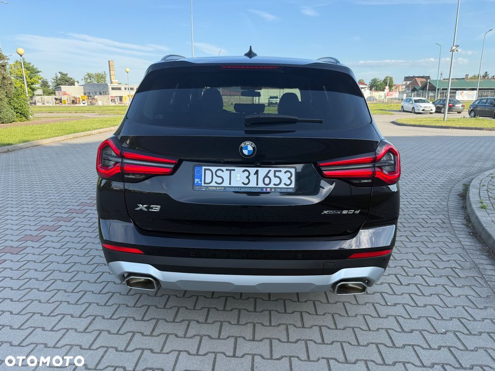 BMW X3 xDrive20d mHEV - 12