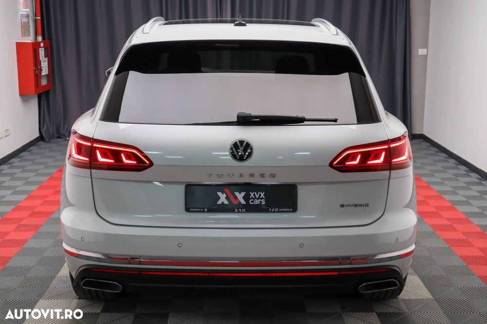 Volkswagen Touareg - 17