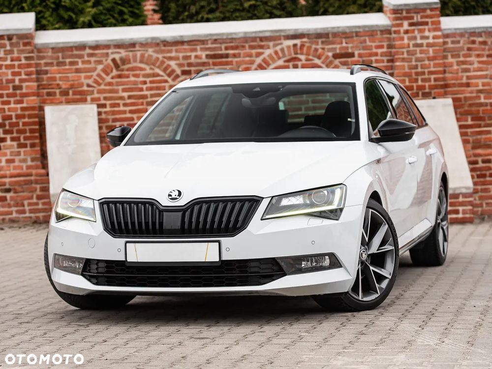 Skoda Superb 2.0 TDI DSG Sportline - 5