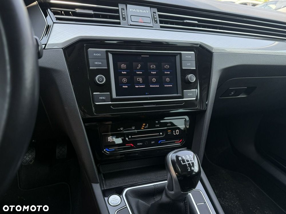 Volkswagen Passat 1.5 TSI EVO Business - 21