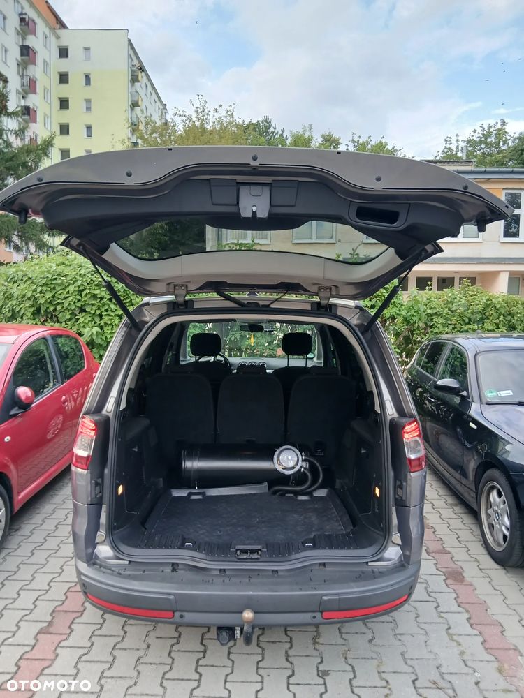 Ford Galaxy 2.0 Titanium - 21