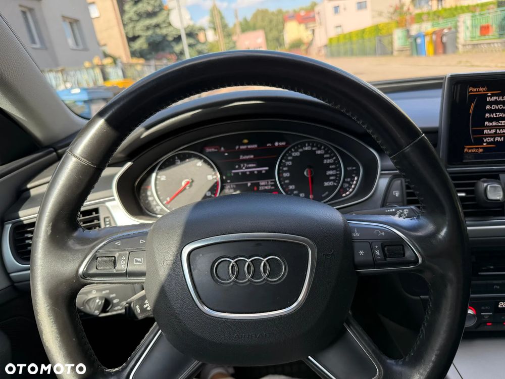 Audi A6 Avant - 16