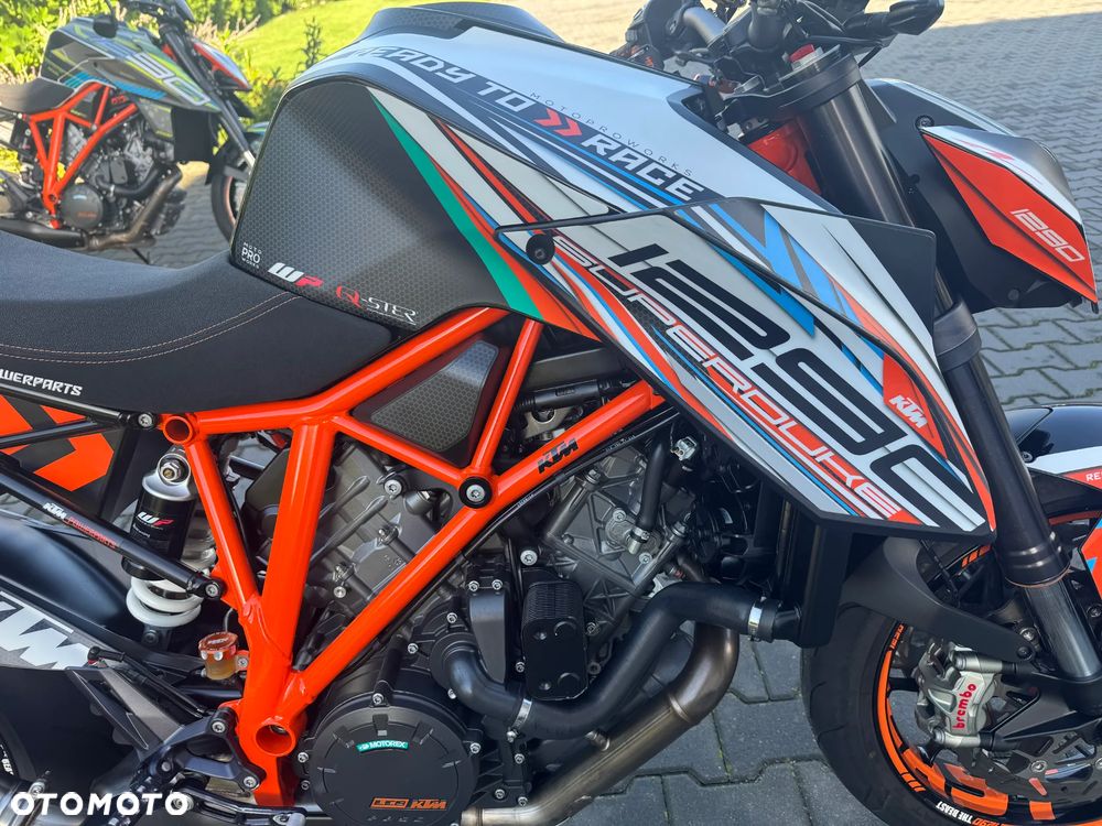 KTM Super Duke - 23