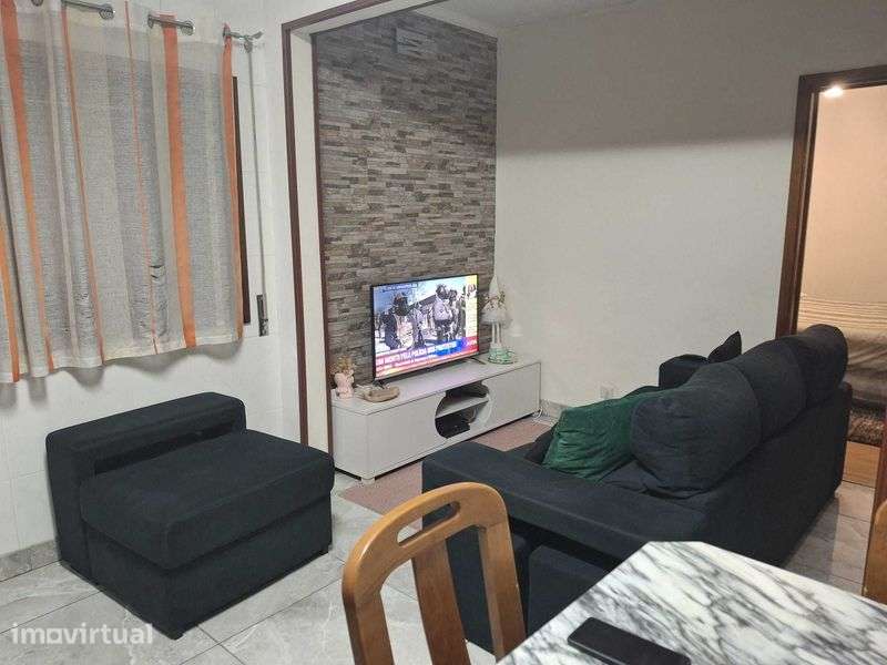 T1 transformado em T2 perto de comboios Paço de Sousa Penafiel - Grande imagem: 3/11