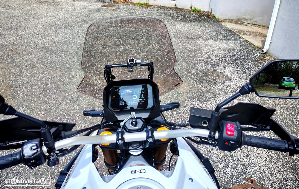 Suzuki DL V-Strom 800 DE - 8