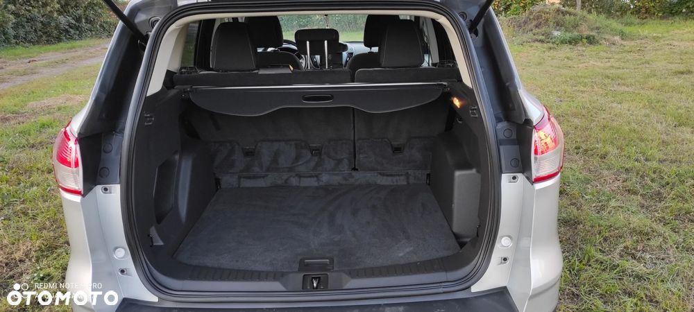 Ford Kuga - 24