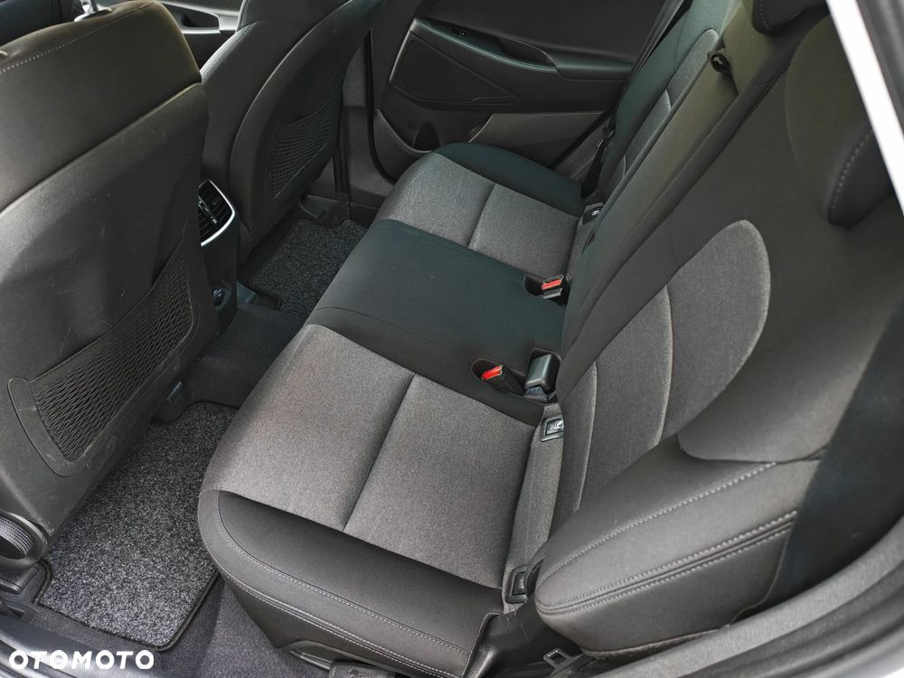 Hyundai Tucson - 25