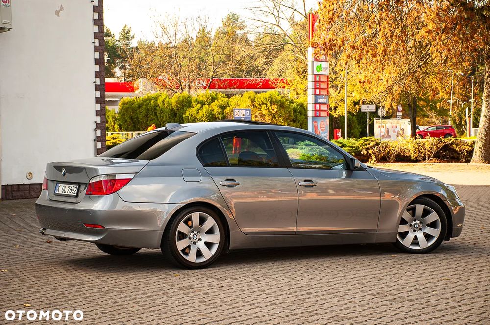 BMW Seria 5 - 16