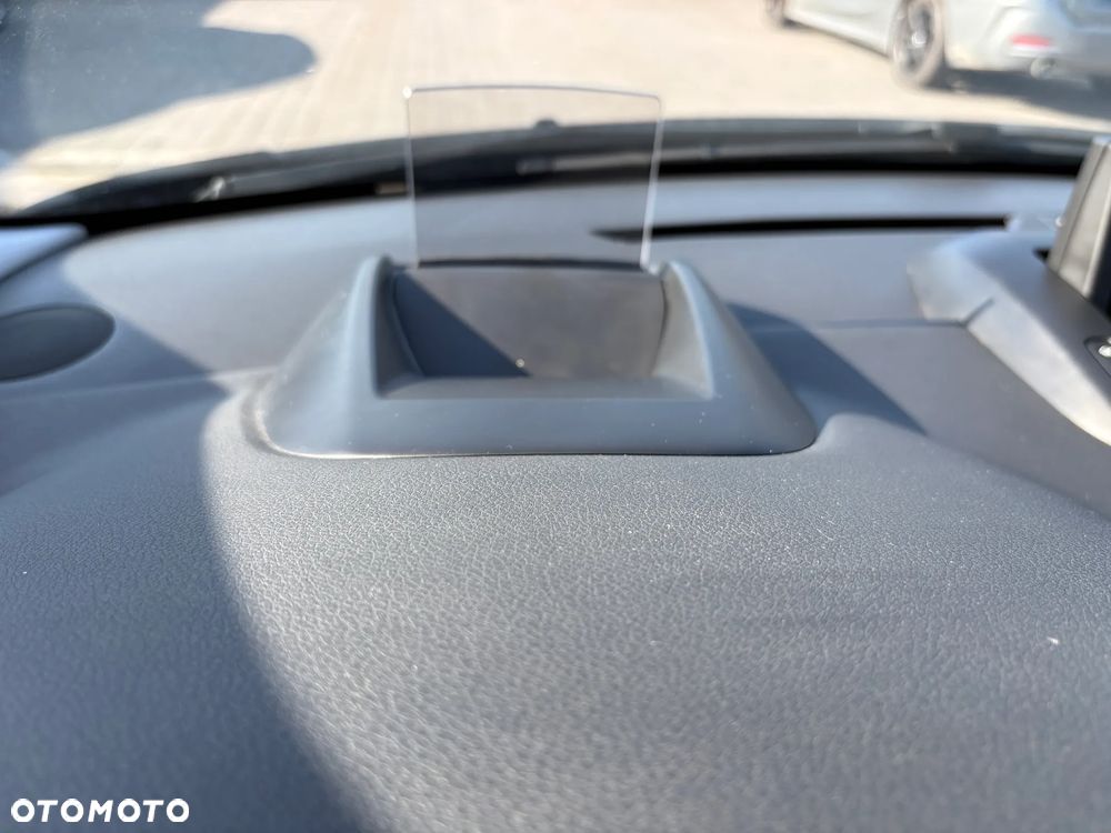 Peugeot 5008 2.0 HDi Allure 7os - 17