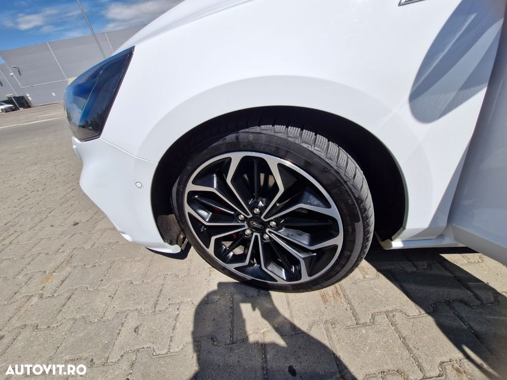 Ford Focus - 7