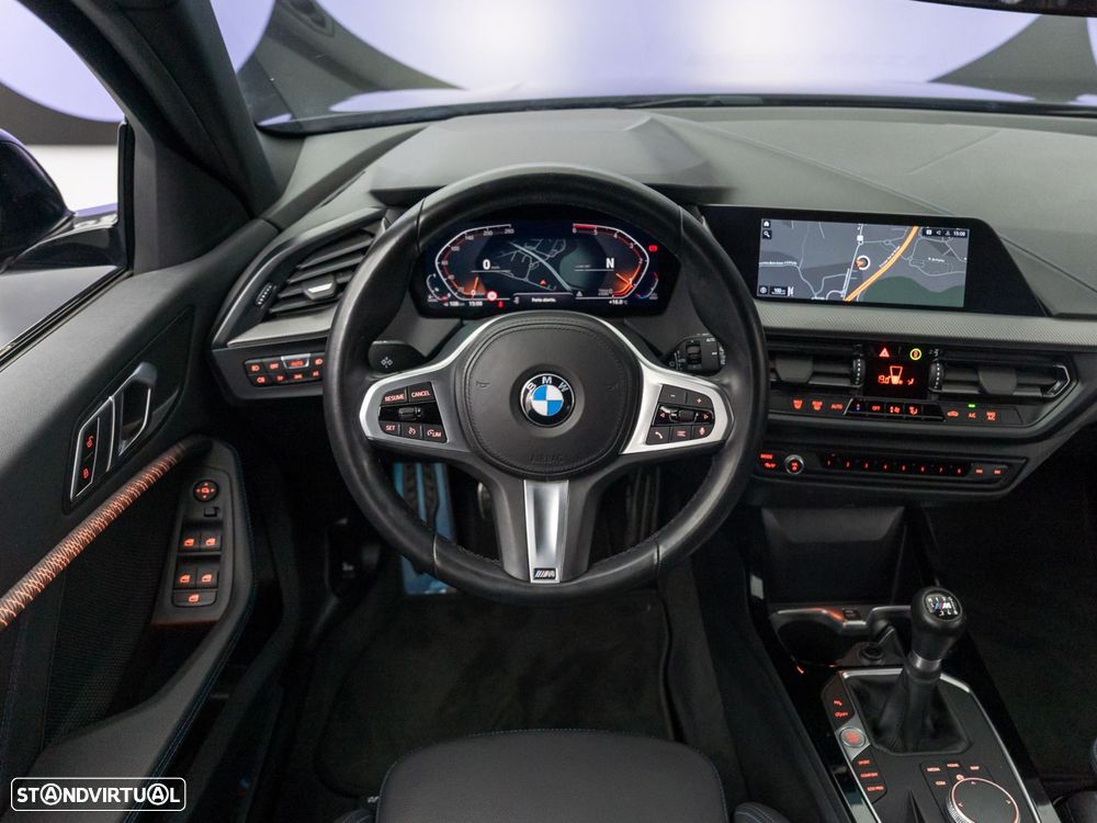 BMW 116 d Pack Desportivo M - 15