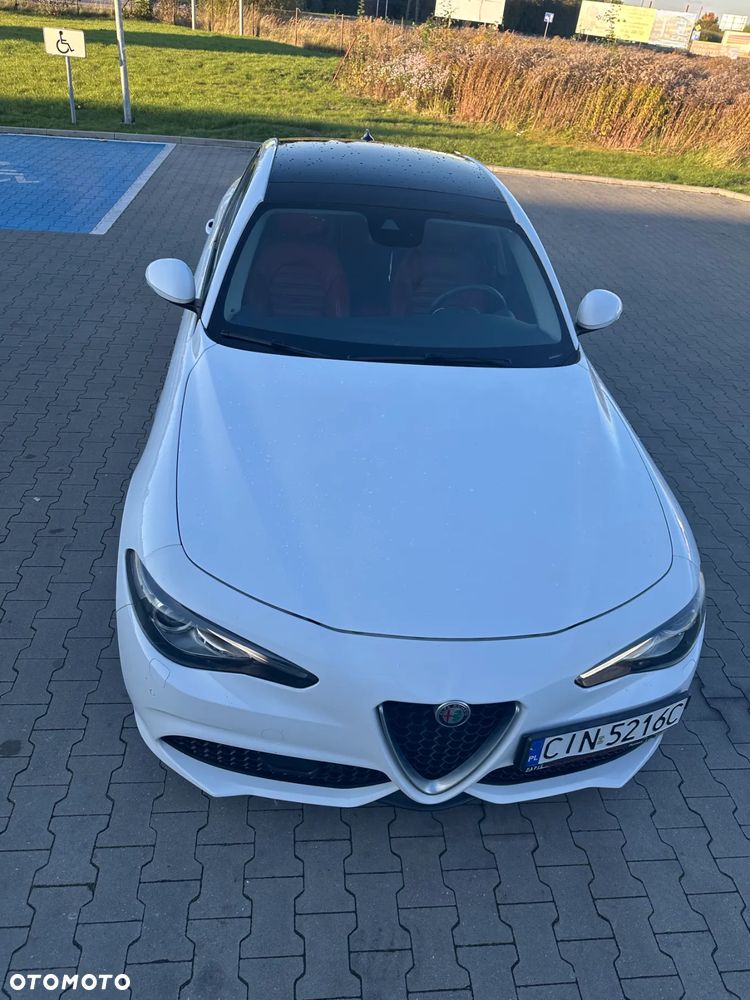 Alfa Romeo Giulia 2.0 Turbo Veloce - 12