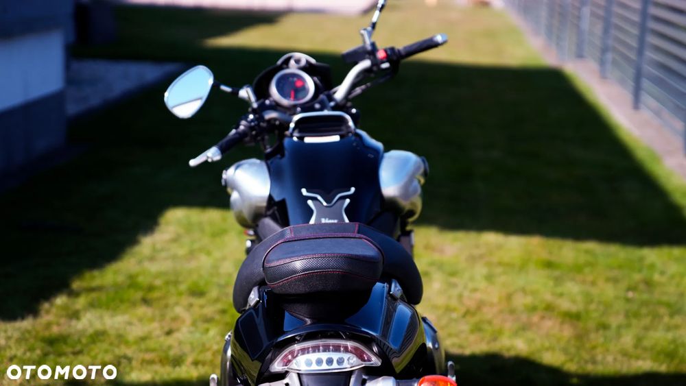 Yamaha V-MAX - 26