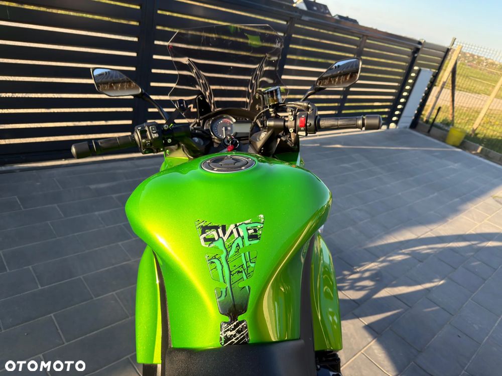 Kawasaki Ninja 1000 SX - 26