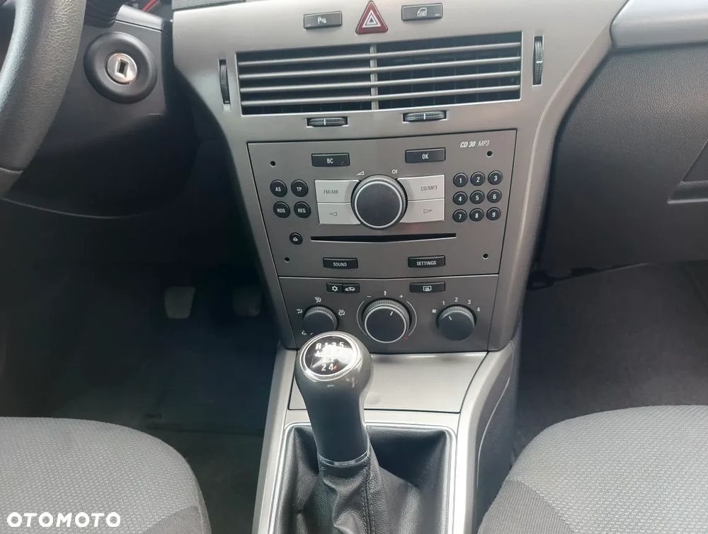 Opel Astra 1.6 Easytronic Edition - 19