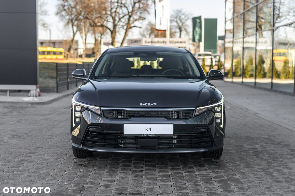 Kia K4 - 4
