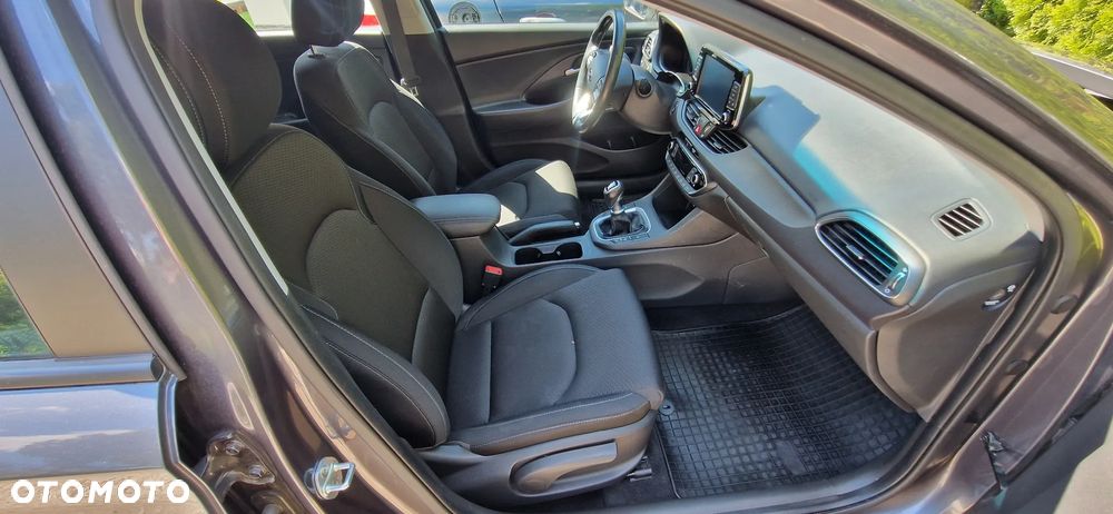 Hyundai i30 - 19