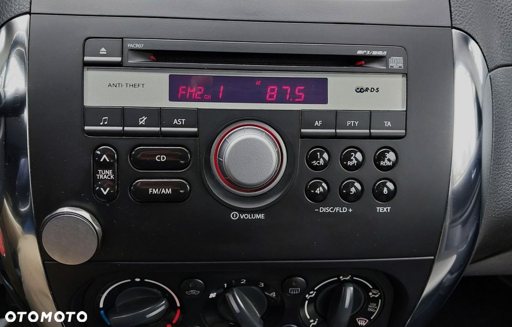 Suzuki SX4 1.6 Comfort - 27