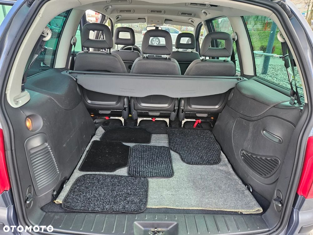 Seat Alhambra 2.0 TDI DPF Ecomotive - 14