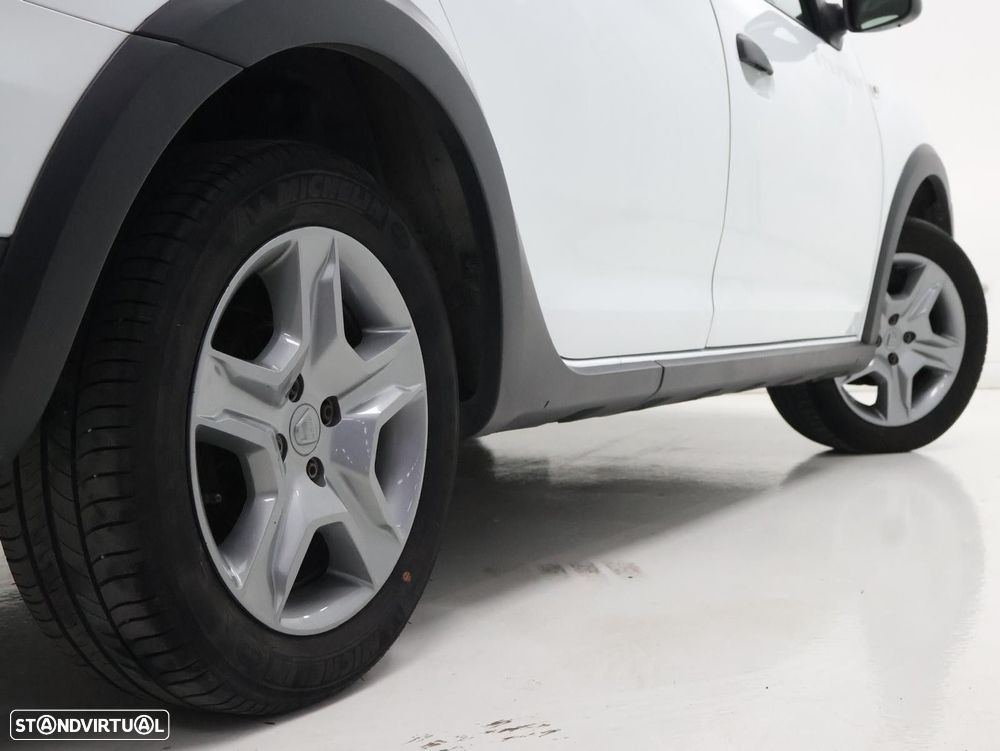 Dacia Logan MCV 0.9 TCe Stepway - 10