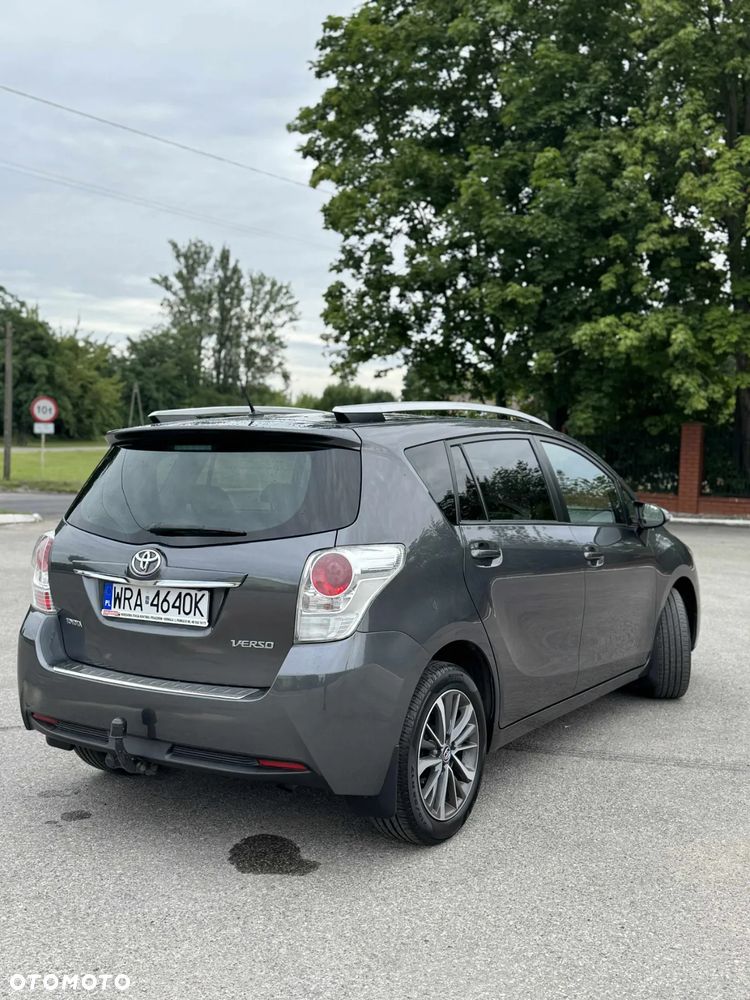 Toyota Verso 1.8 Premium 7os - 3