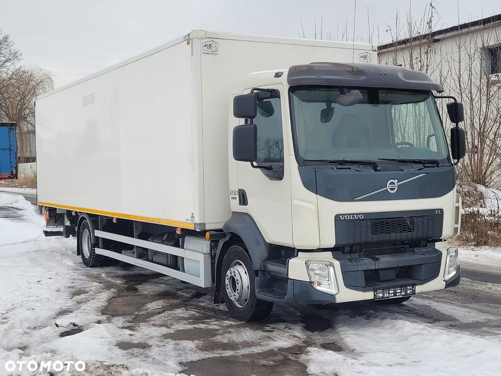 Volvo FL 250 - 1