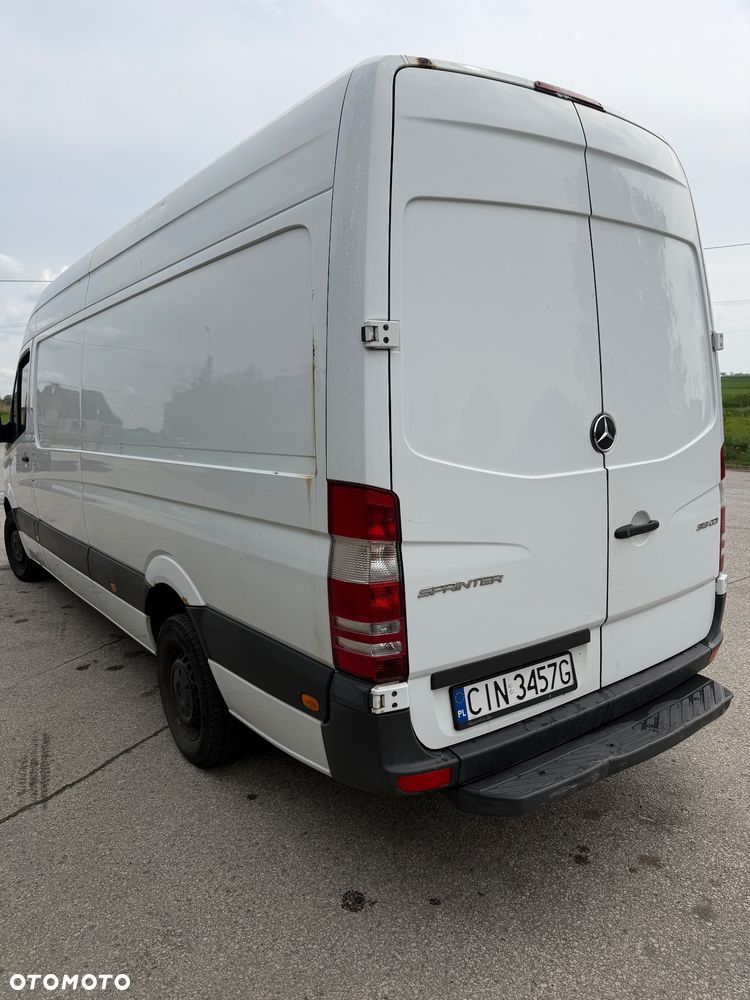 Mercedes-Benz SPRINTER - 5