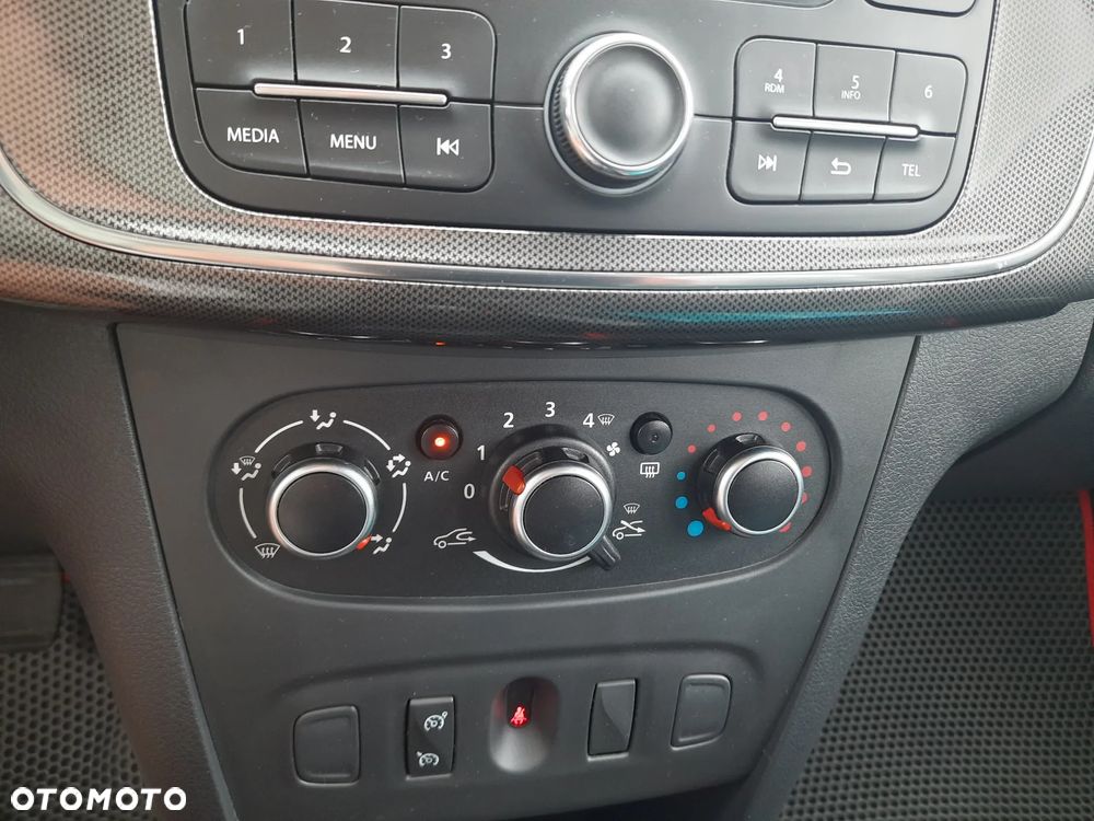 Dacia Sandero Stepway 0.9 TCe Laureate S&S - 13