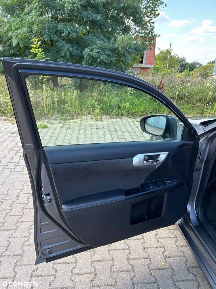 Lexus CT 200h Classic - 12