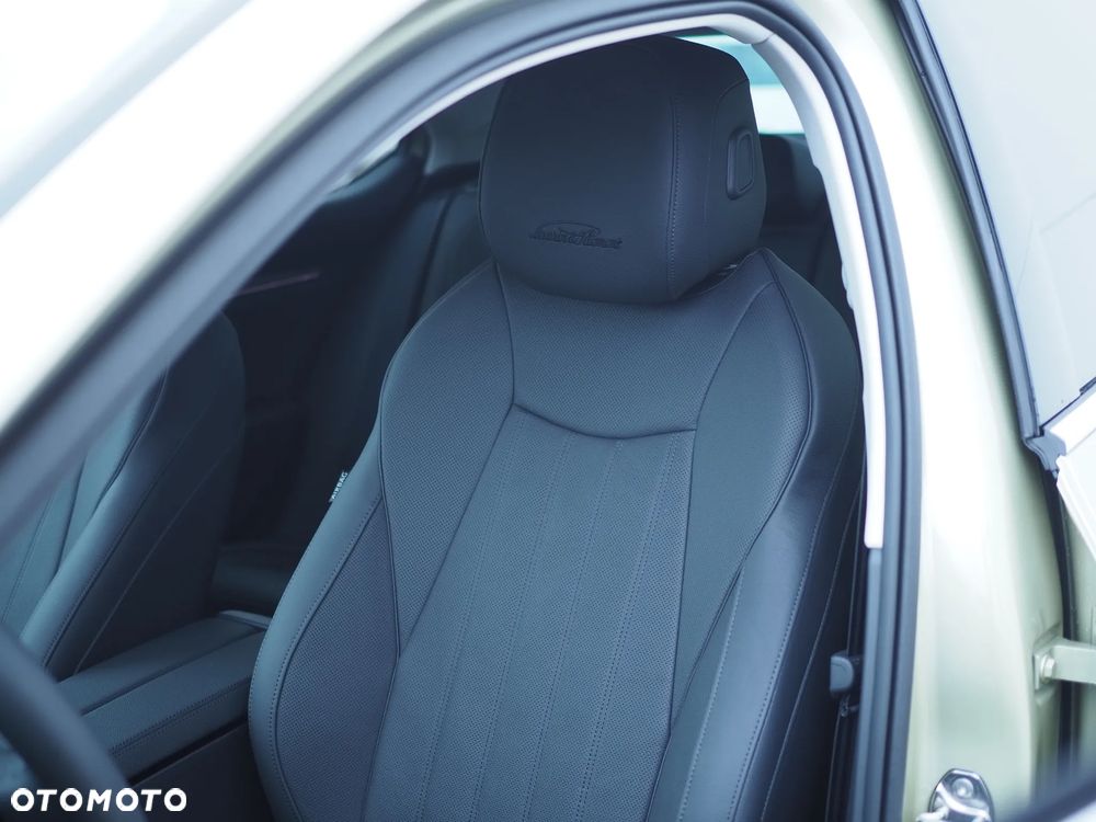 Skoda Superb 2.0 TDI SCR 4x4 L&K DSG - 9