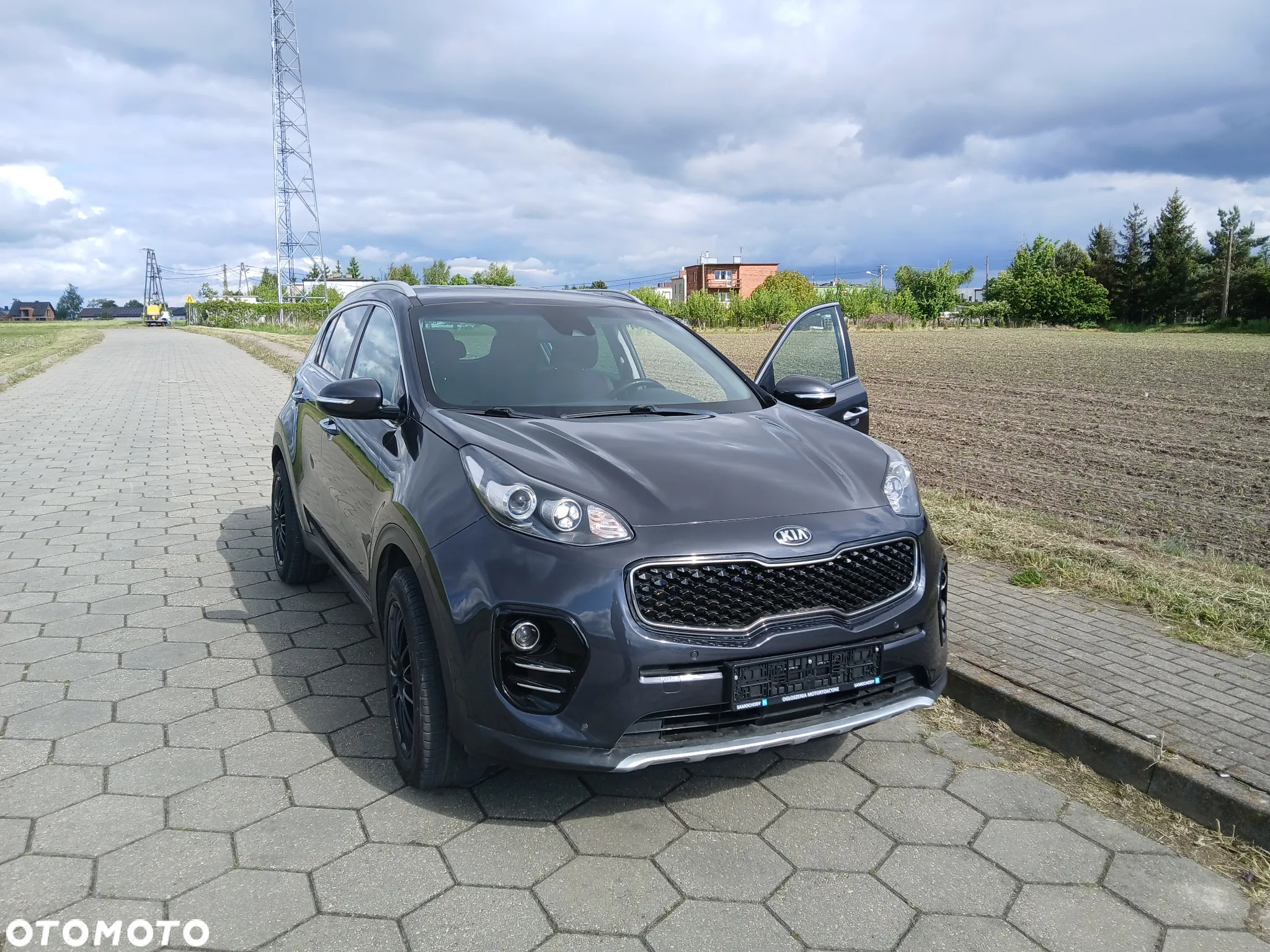 Kia Sportage 1.6 GDI 2WD Dream-Team Edition - 4