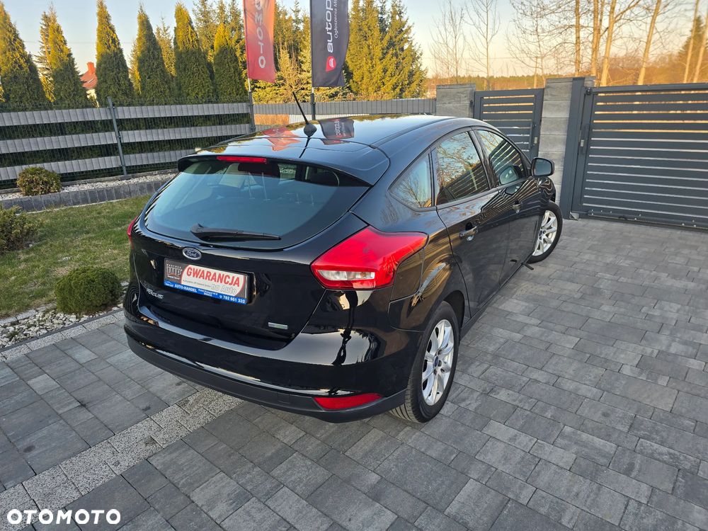 Ford Focus 1.0 EcoBoost Trend Edition - 11