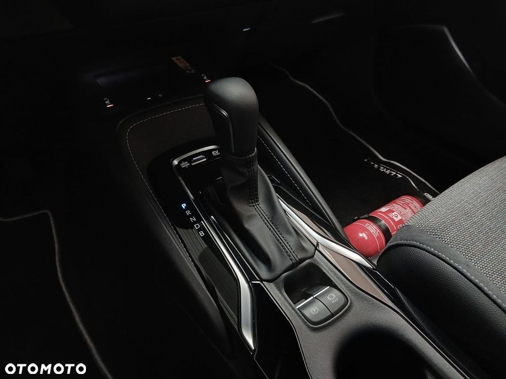 Toyota Corolla 1.8 Hybrid Style - 21
